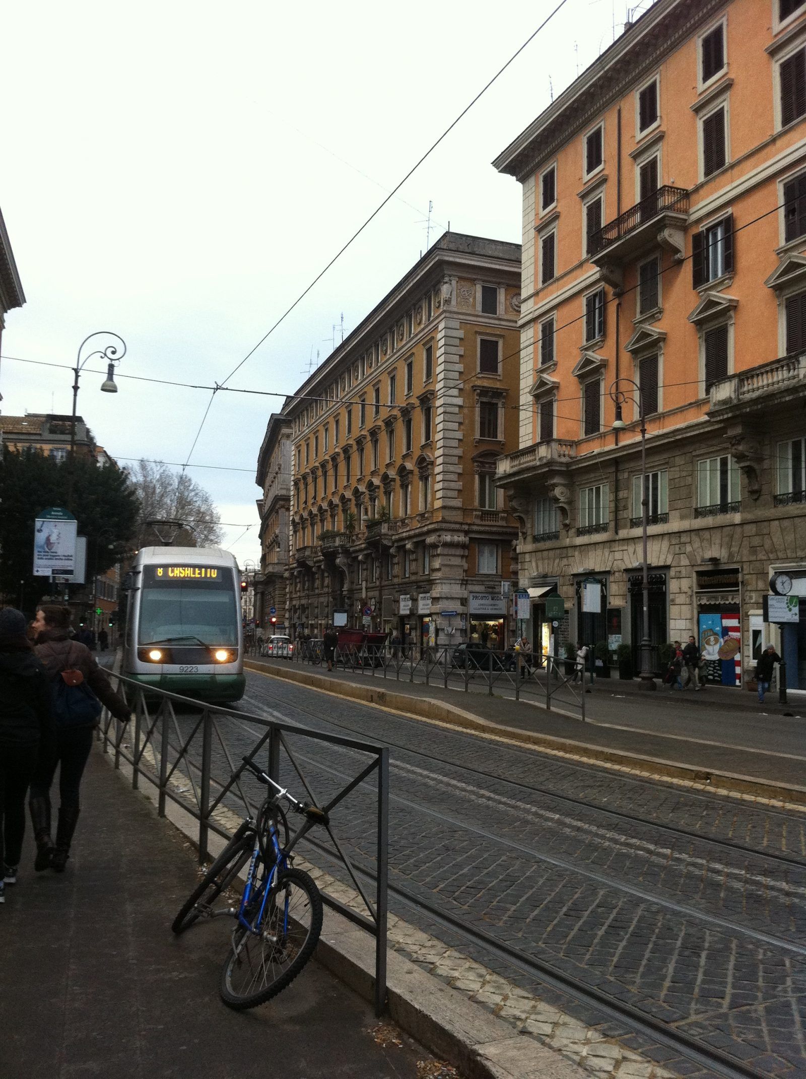 Rome tram travelshare.gr