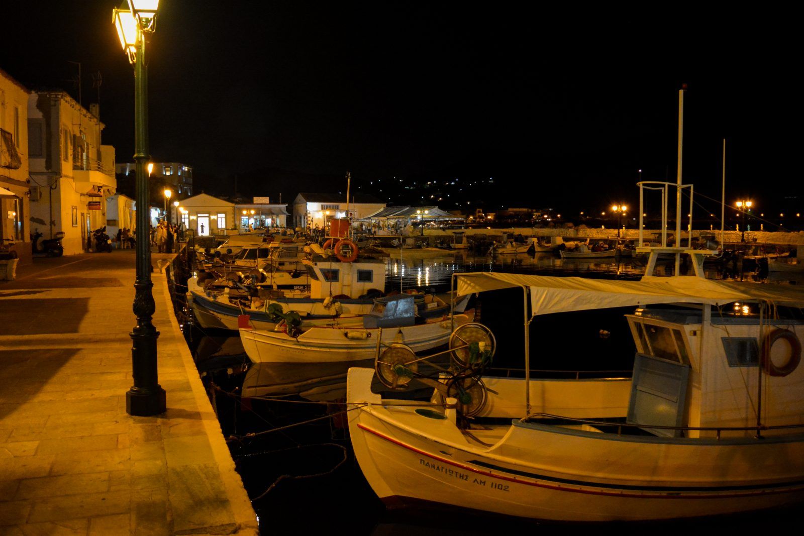 Μύρινα λιμάνι βράδυ Λήμνος travelshare.gr