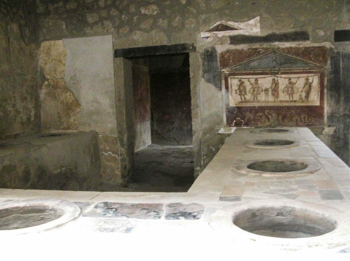 Πομπηία pompeii thermopolium - ancient fast food travelshare.gr