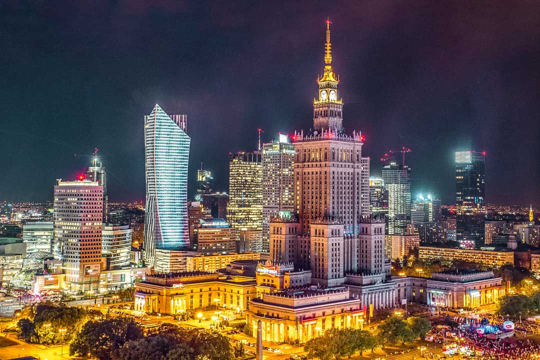 Ταξίδι στη Βαρσοβία: Εξερευνώντας την πιό νεανική πρωτεύουσα