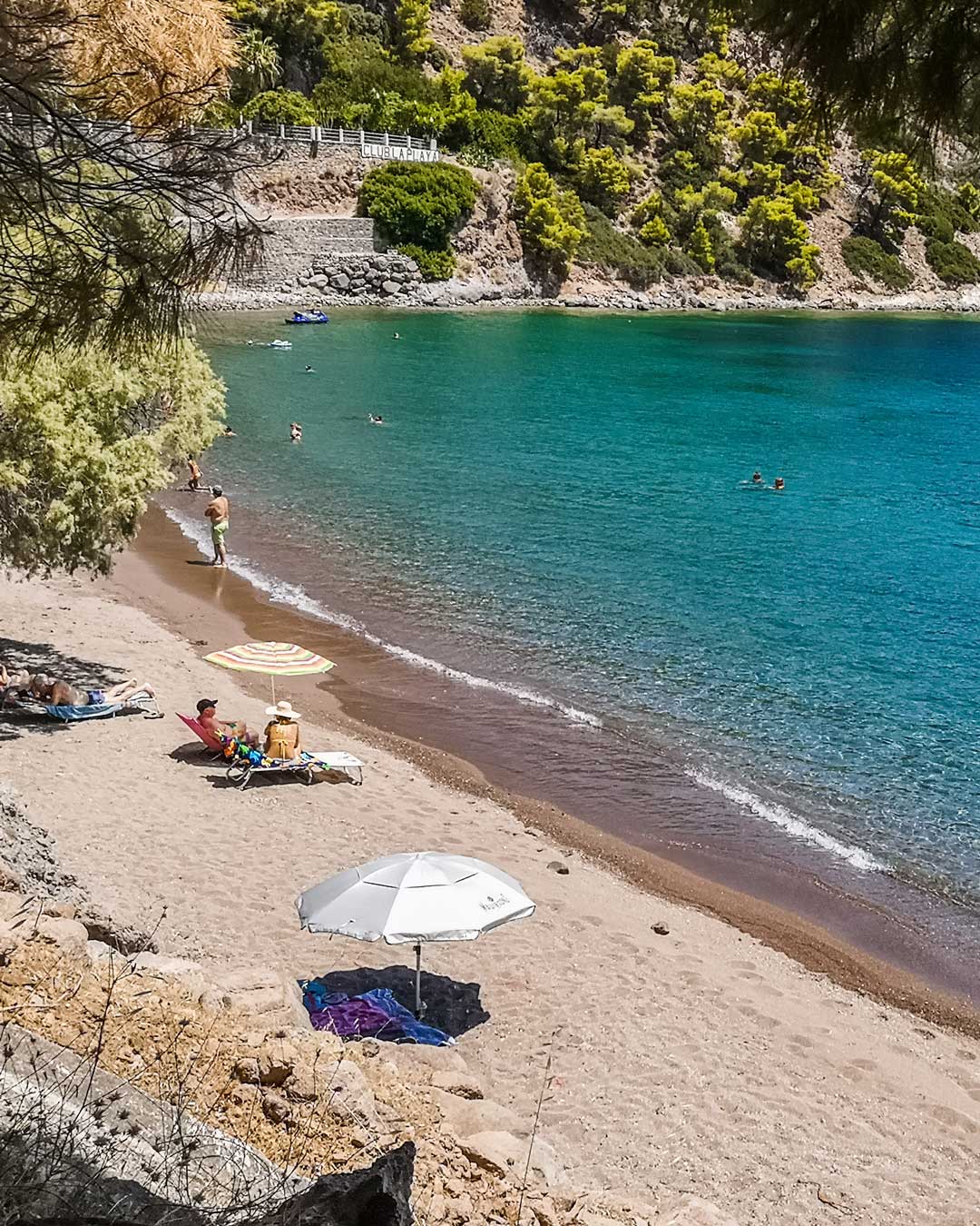 παραλία Μέθανα travelshare.gr
