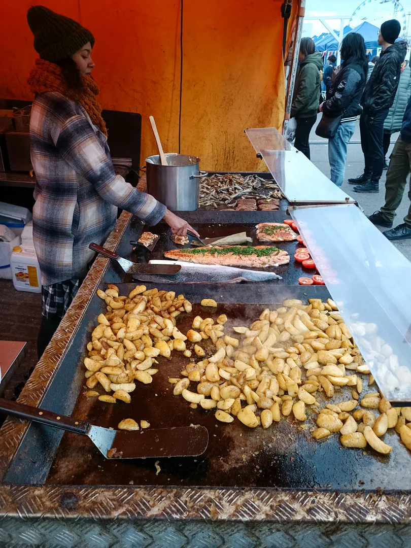 φαγητό στο Ελσίνκι αγορά travelshare.gr